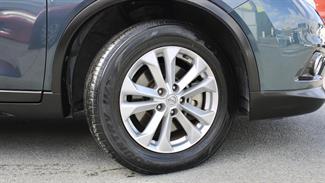 2017 Nissan X-Trail - Thumbnail