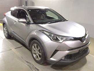 2017 Toyota C-HR - Thumbnail