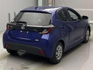 2022 Toyota YARIS - Thumbnail
