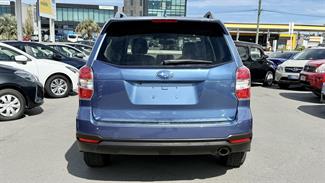 2015 Subaru Forester - Thumbnail