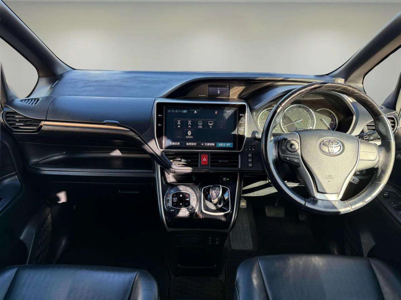 2017 Toyota ESQUIRE