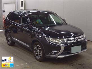 2016 Mitsubishi Outlander - Thumbnail