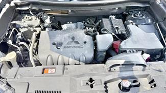 2016 Mitsubishi Outlander - Thumbnail