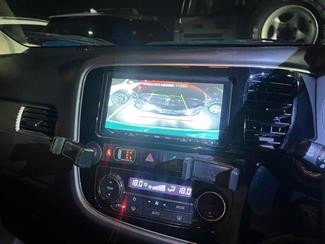 2016 Mitsubishi Outlander - Thumbnail