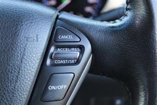 2016 Nissan Elgrand - Thumbnail