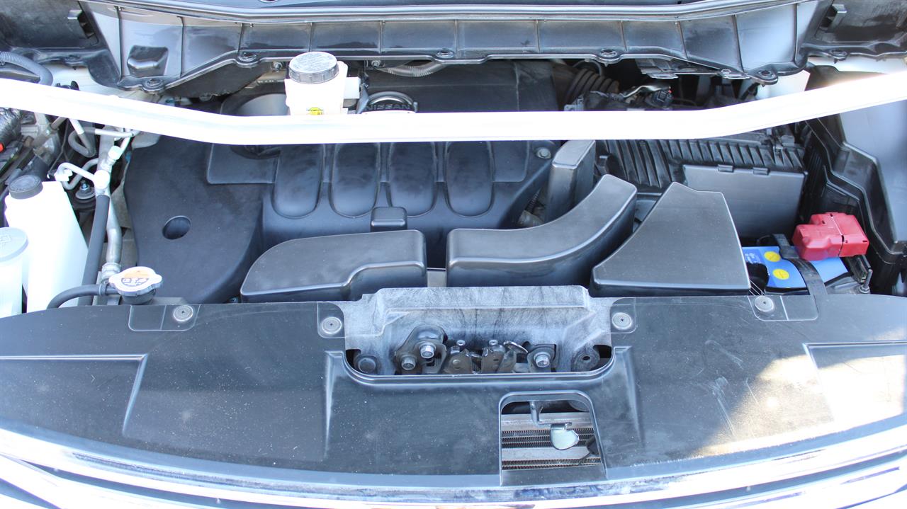 2016 Nissan Elgrand