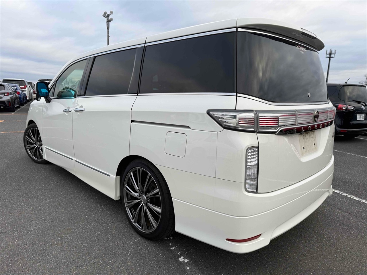 2016 Nissan Elgrand