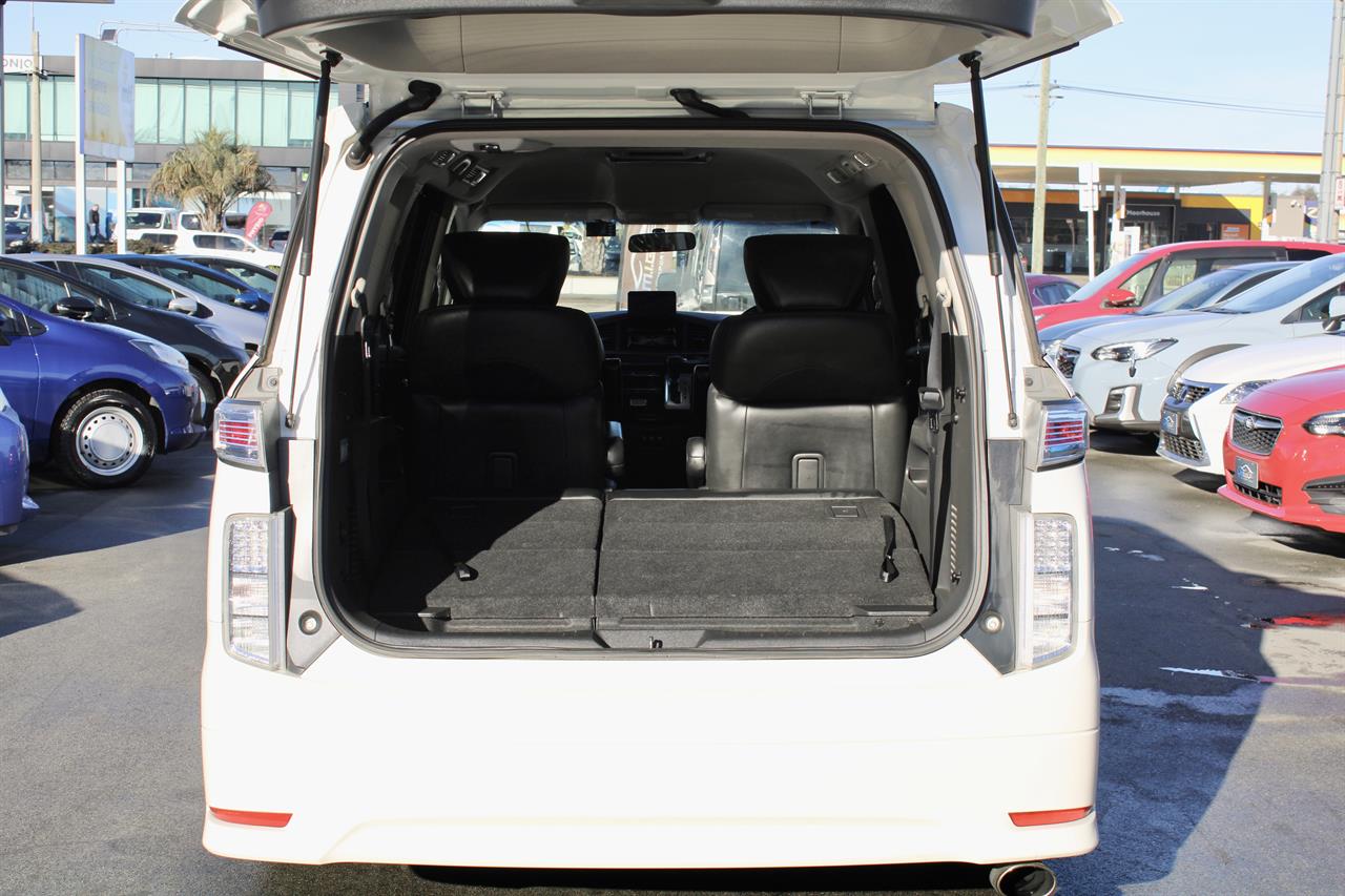 2016 Nissan Elgrand