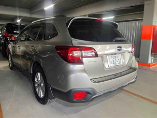2015 Subaru Outback - Thumbnail
