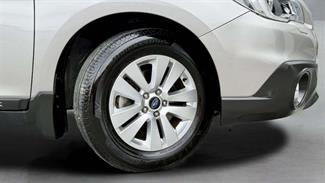 2015 Subaru Outback - Thumbnail