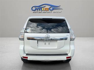 2016 Toyota Land Cruiser Prado - Thumbnail