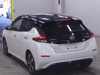 2018 Nissan Leaf - Thumbnail