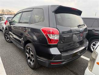 2015 Subaru Forester - Thumbnail