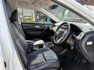 2014 Nissan X-Trail - Thumbnail