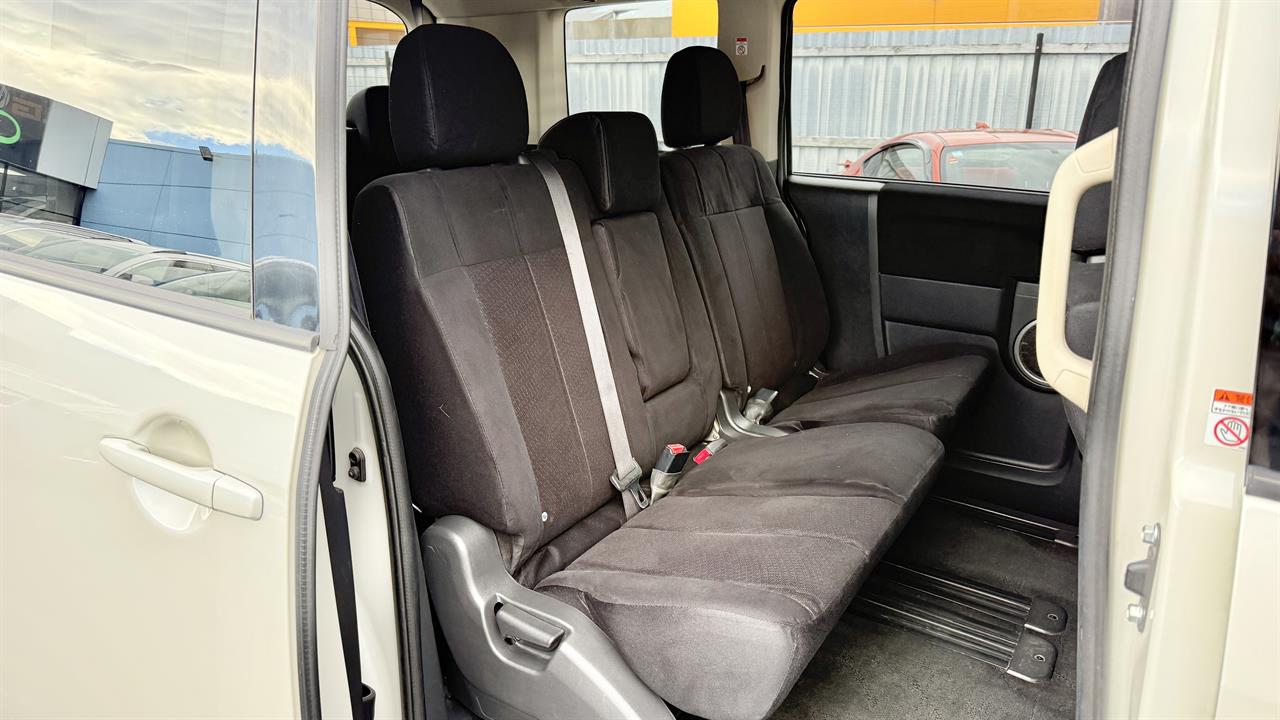 2013 Mitsubishi DELICA