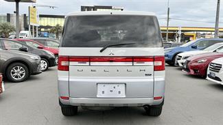 2013 Mitsubishi DELICA - Thumbnail