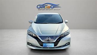 2017 Nissan Leaf - Thumbnail