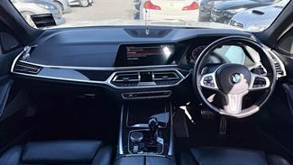 2020 BMW X7 - Thumbnail