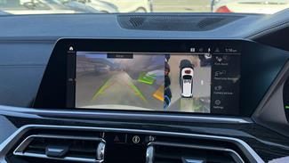 2020 BMW X7 - Thumbnail