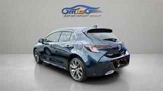 2018 Toyota Corolla - Thumbnail