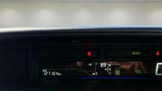 2014 Toyota Prius - Thumbnail