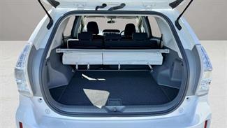 2014 Toyota Prius - Thumbnail