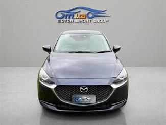 2021 Mazda 2 - Thumbnail