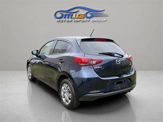 2021 Mazda 2 - Thumbnail