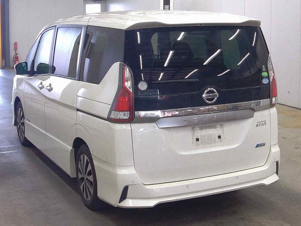 2017 Nissan Serena
