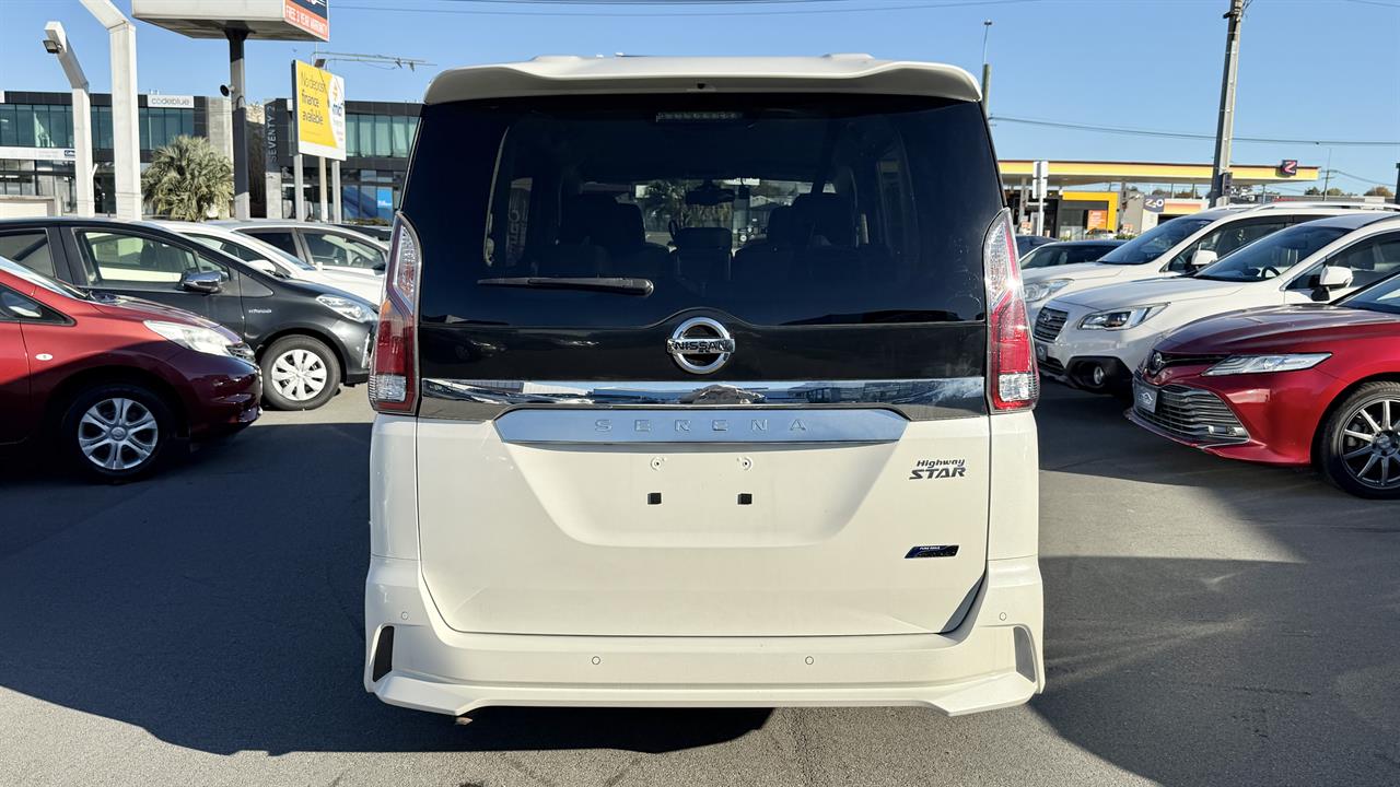 2017 Nissan Serena