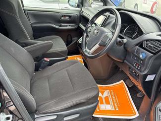 2015 Toyota ESQUIRE - Thumbnail