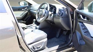 2014 Mazda Axela - Thumbnail