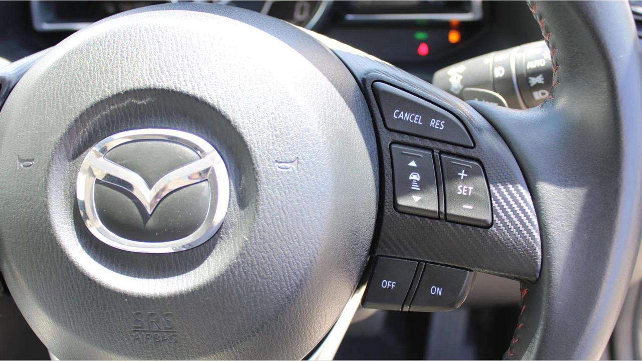 2014 Mazda Axela