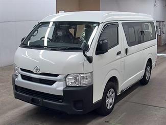 2021 Toyota Hiace - Thumbnail