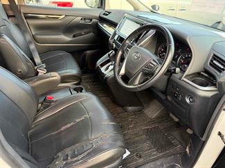 2015 Toyota Vellfire - Thumbnail