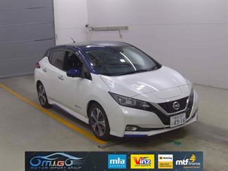 2018 Nissan Leaf - Thumbnail