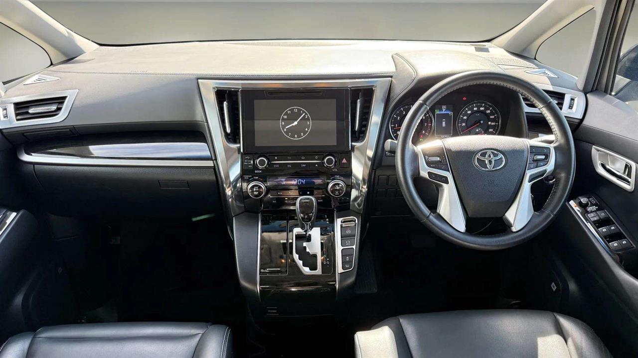 2015 Toyota Alphard
