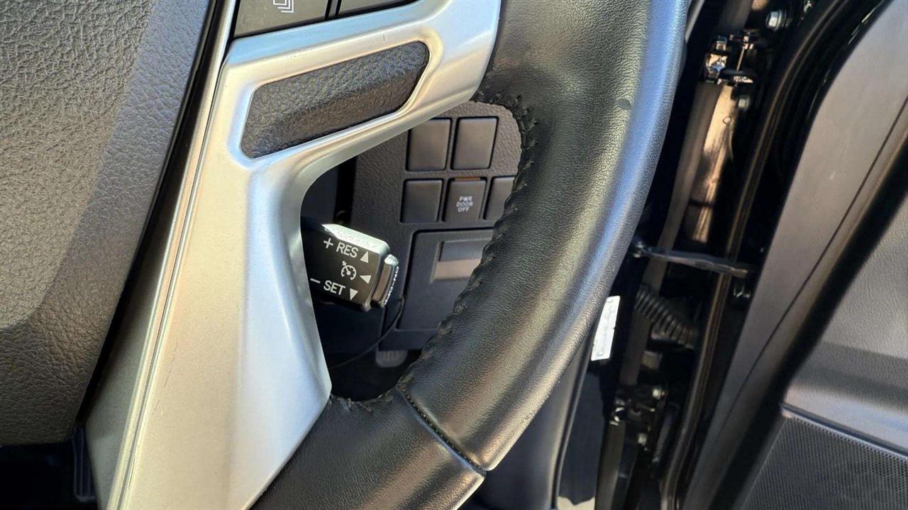 2015 Toyota Alphard
