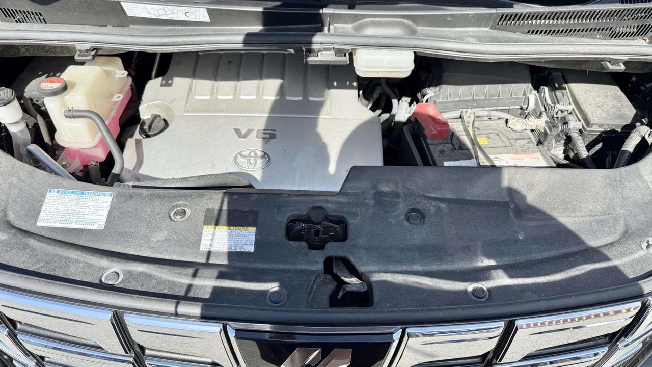 2015 Toyota Alphard
