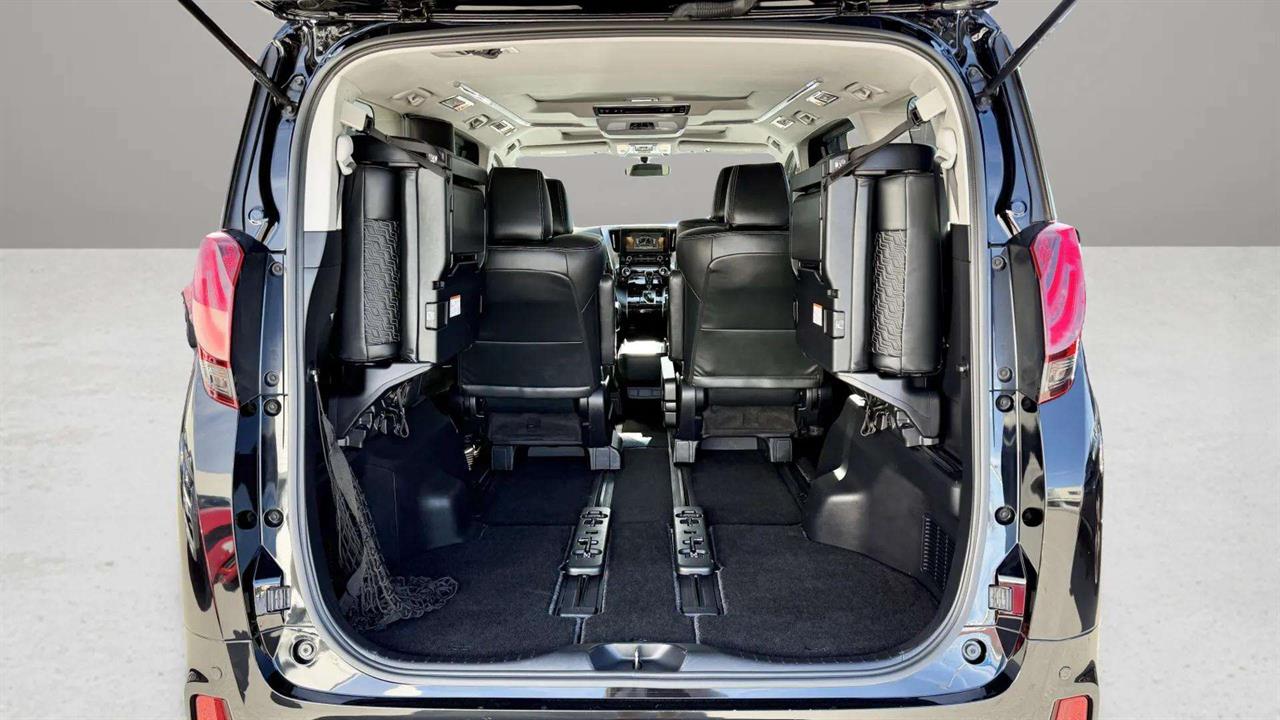 2015 Toyota Alphard
