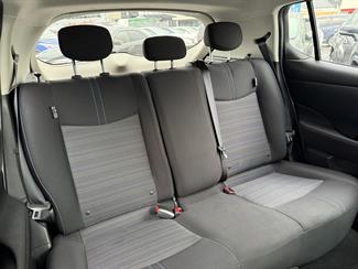 2019 Nissan Leaf - Thumbnail