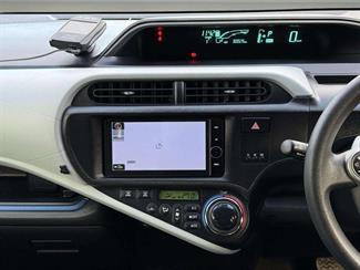 2014 Toyota Aqua - Thumbnail
