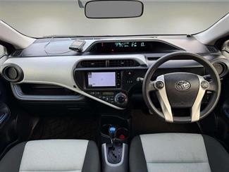 2014 Toyota Aqua - Thumbnail