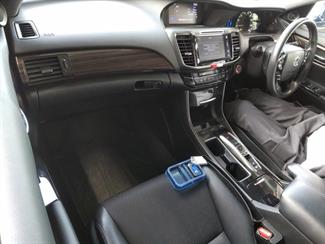 2017 Honda Accord - Thumbnail