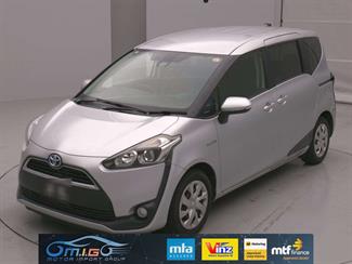2018 Toyota Sienta - Thumbnail