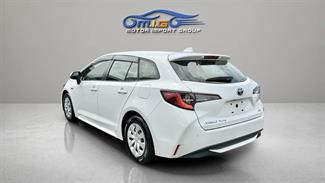 2020 Toyota Corolla - Thumbnail