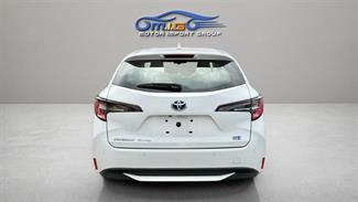 2020 Toyota Corolla - Thumbnail