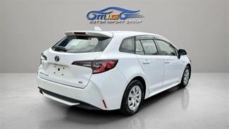 2020 Toyota Corolla - Thumbnail