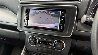 2021 Nissan Leaf - Thumbnail