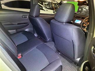 2021 Nissan Leaf - Thumbnail